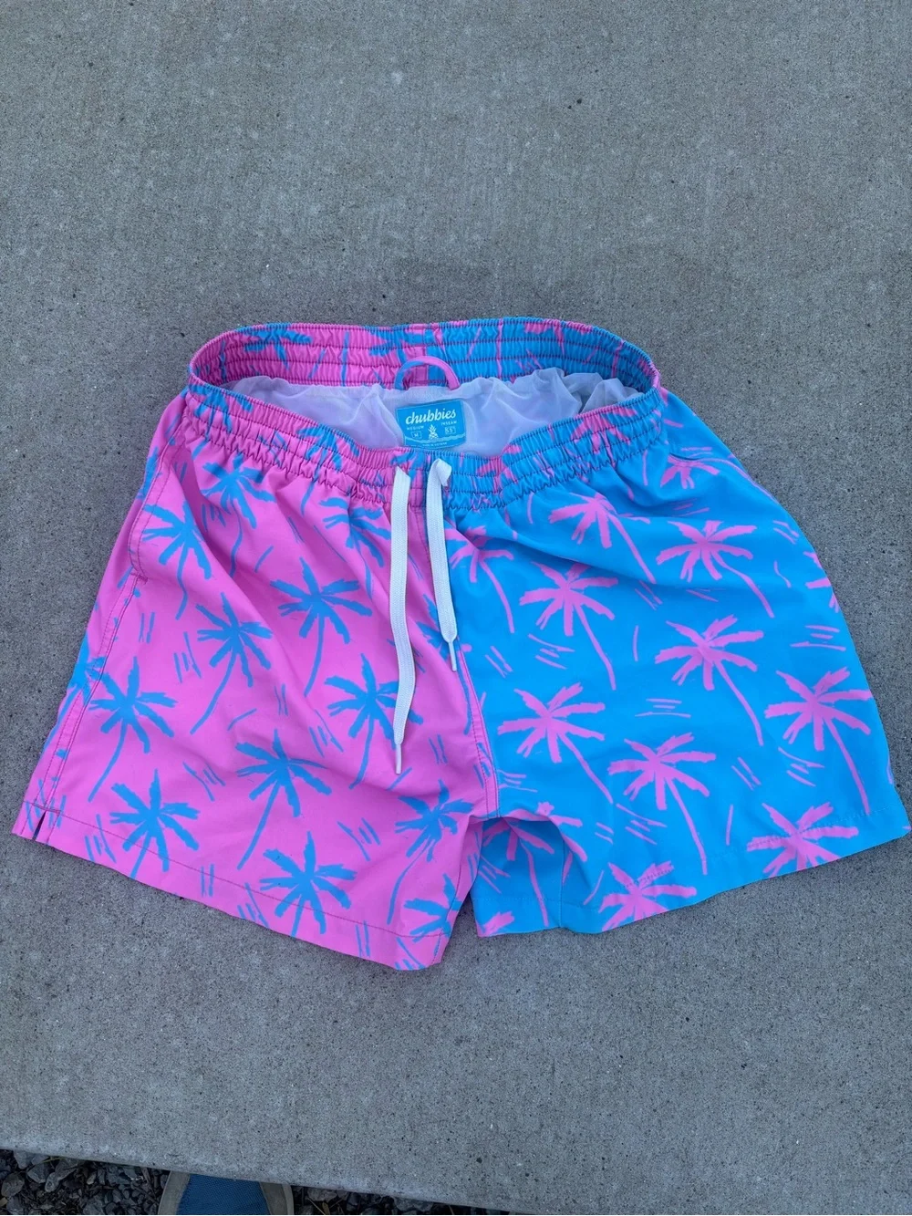 chubbies Pink and Blue Palm Tree Swim Trunks
